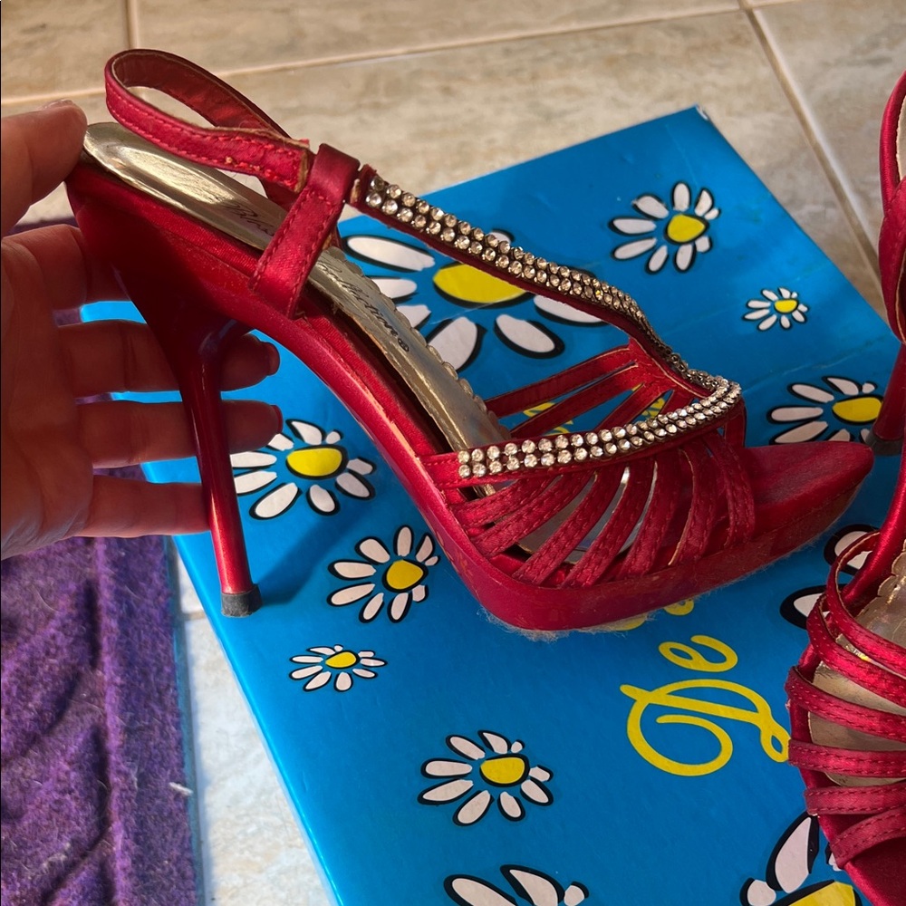 De Blossom Collection Red Rhinestone Heels - Picture 3 of 9